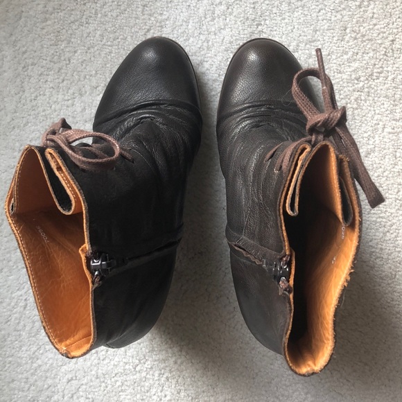 Chie Mihara Leather Booties - Picture 10 of 11